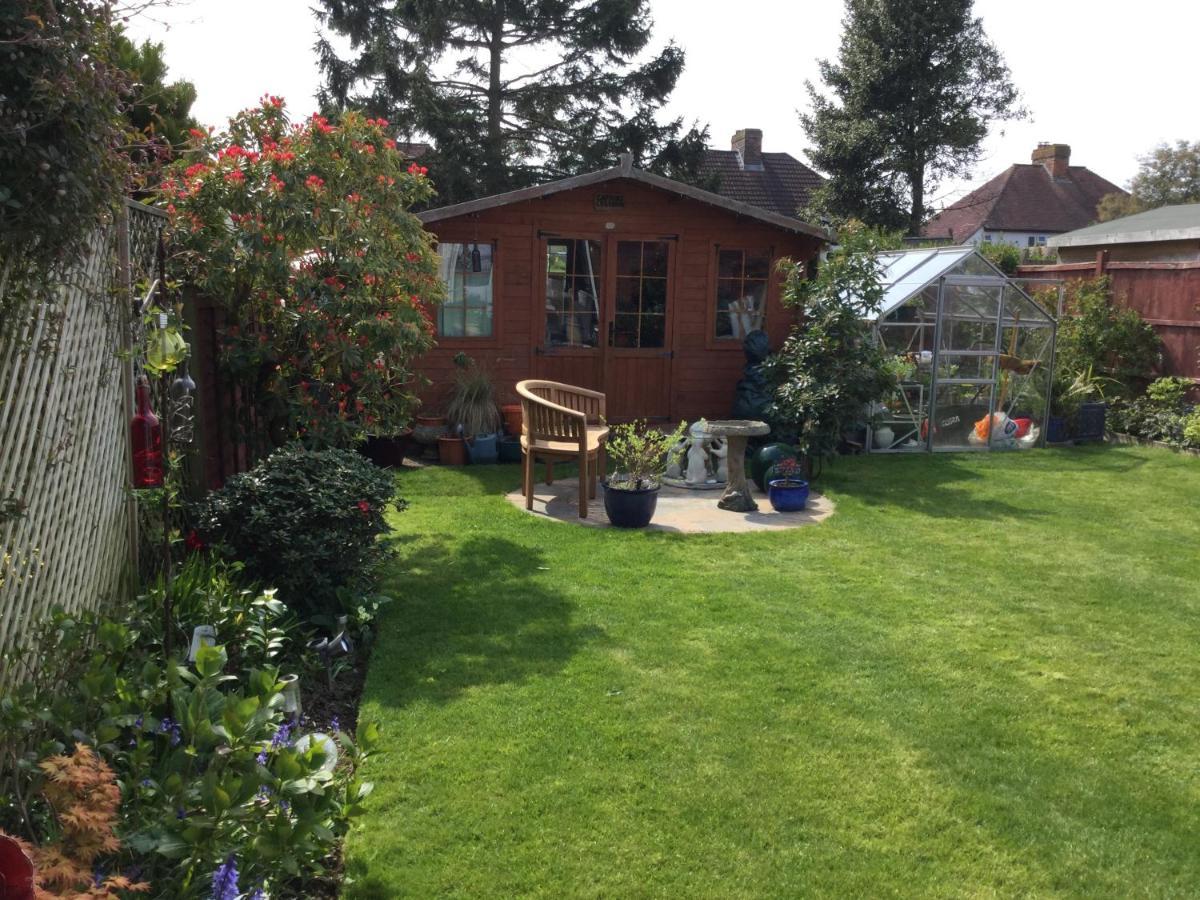 Rise & Shine Bed & Breakfast Titchfield Exterior photo