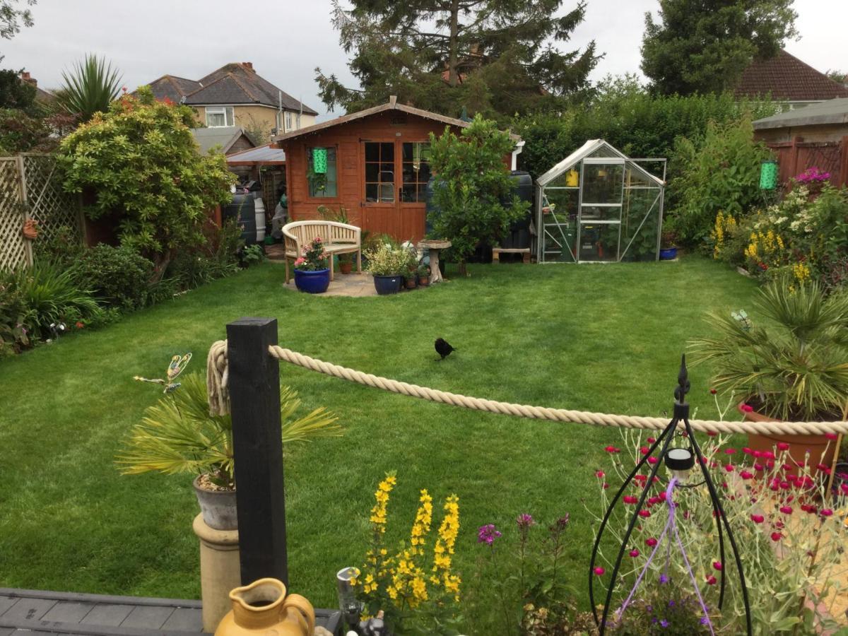 Rise & Shine Bed & Breakfast Titchfield Exterior photo